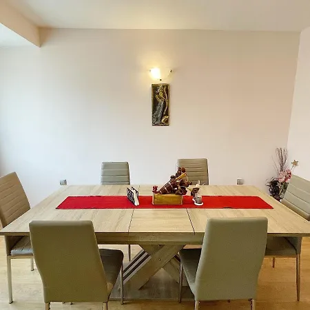Апартаменты Spacious And Bright Maisonette Center Варна