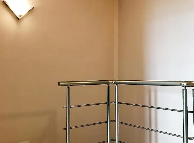 Spacious And Bright Maisonette Center * Varna