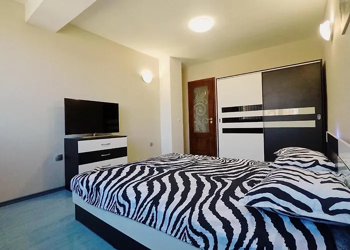 Apartment Spacious And Bright Maisonette Center *