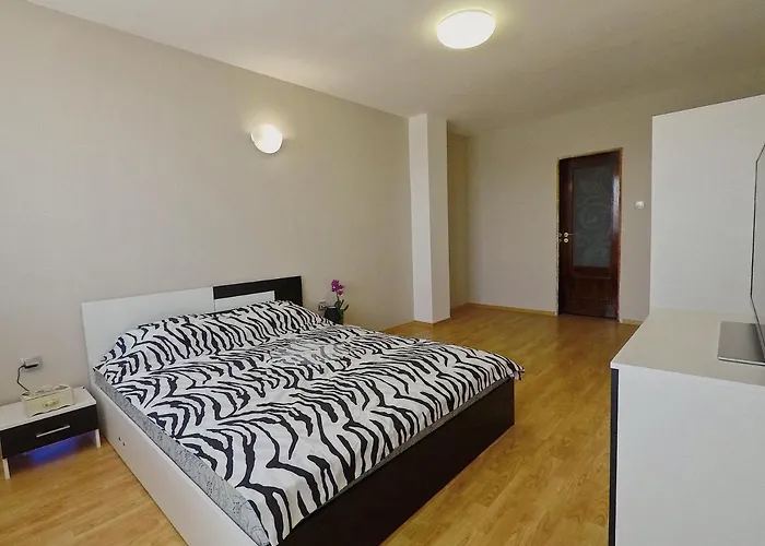 Apartment Spacious And Bright Maisonette Center *