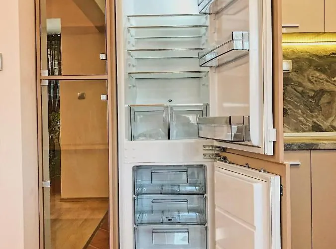 Spacious And Bright Maisonette Center Apartment Varna